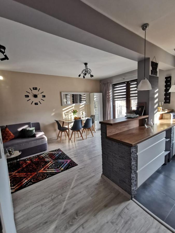 Appartamento Apartament Osiedle Jelonka Jelenia Góra Esterno foto