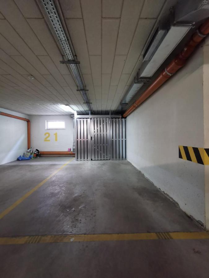 Appartamento Apartament Osiedle Jelonka Jelenia Góra Esterno foto