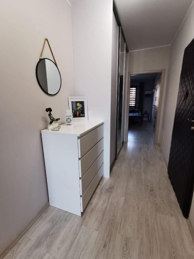 Appartamento Apartament Osiedle Jelonka Jelenia Góra Esterno foto